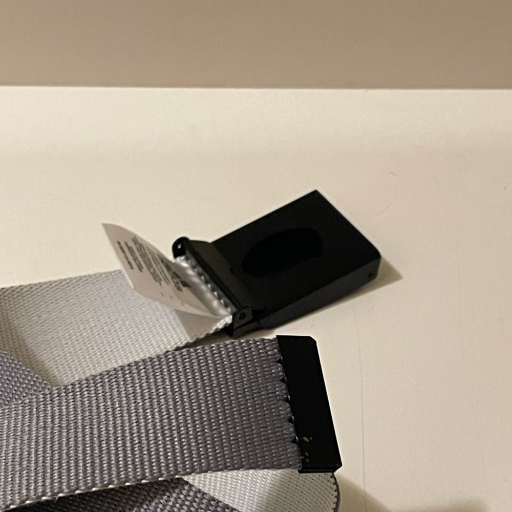 ADIDAS MENS BELTS 
ONE SIZE FITS MOST
100% POLYESTER - Picture 5 of 7